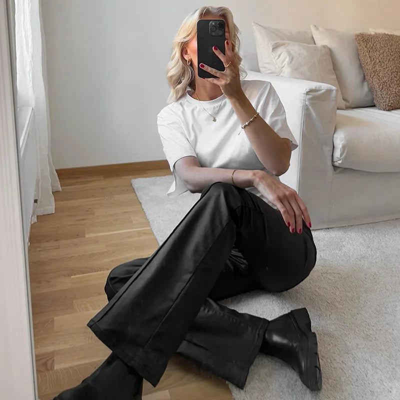 Fashion Casual Solid Gray Cropped T-shirt.