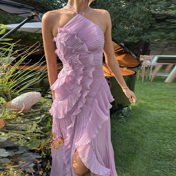 Chic pleated halter neck long vacation dress.